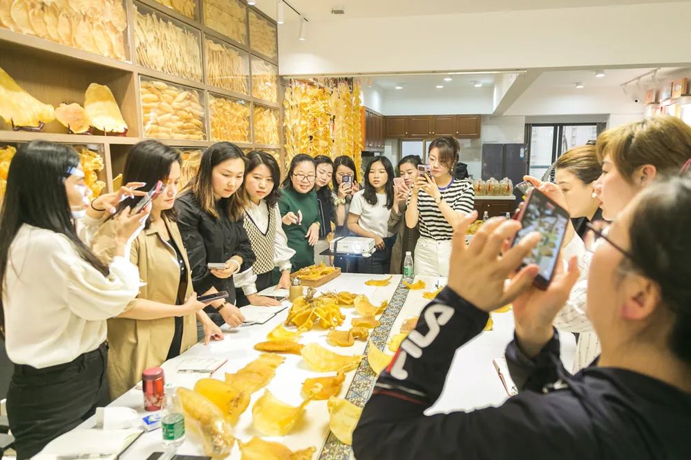 30+行业论坛强势加持！2026全国滋补礼品定制展暨第九届世界燕博会